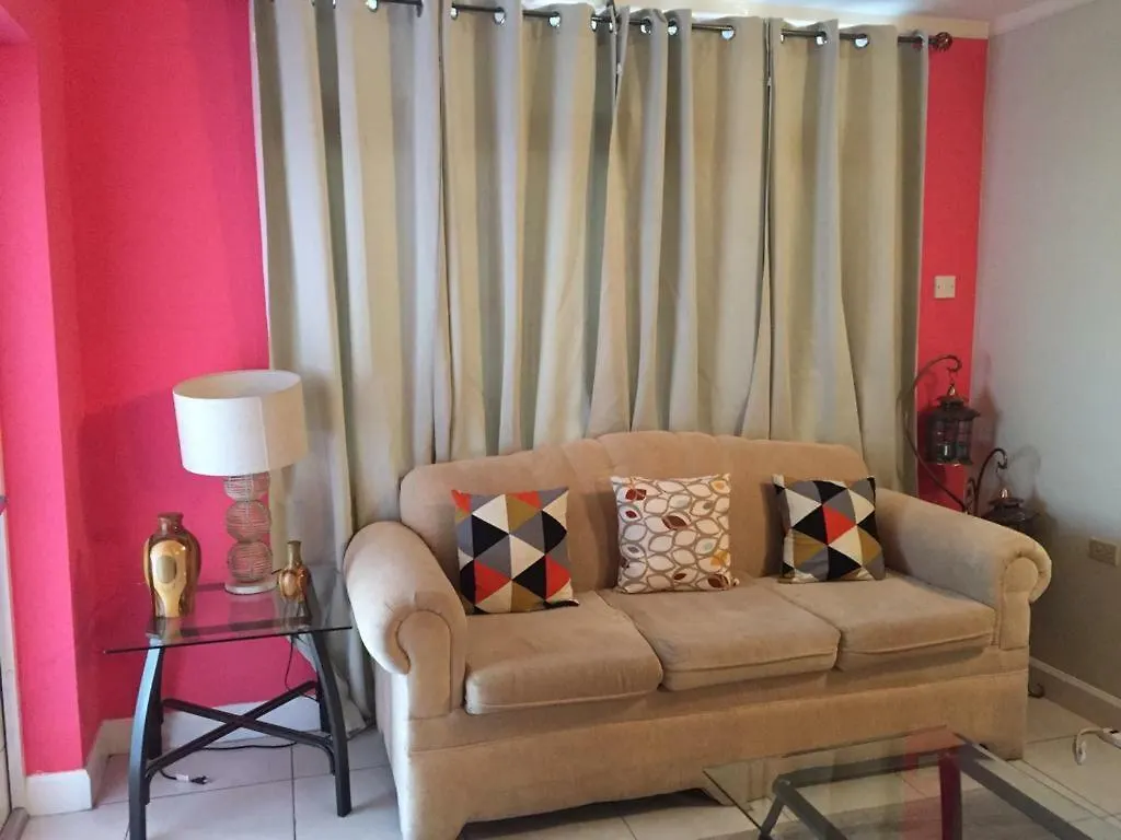 The Strathairn Apartamento Kingston